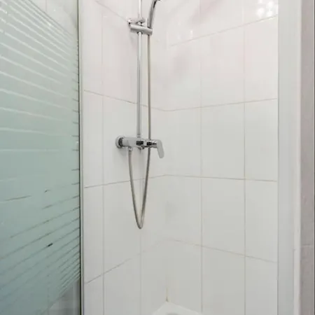 2 Cozy Pere Lachaise Nation アパート